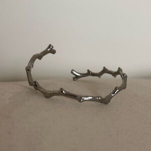 EUC-Silver Branch Design Bracelet